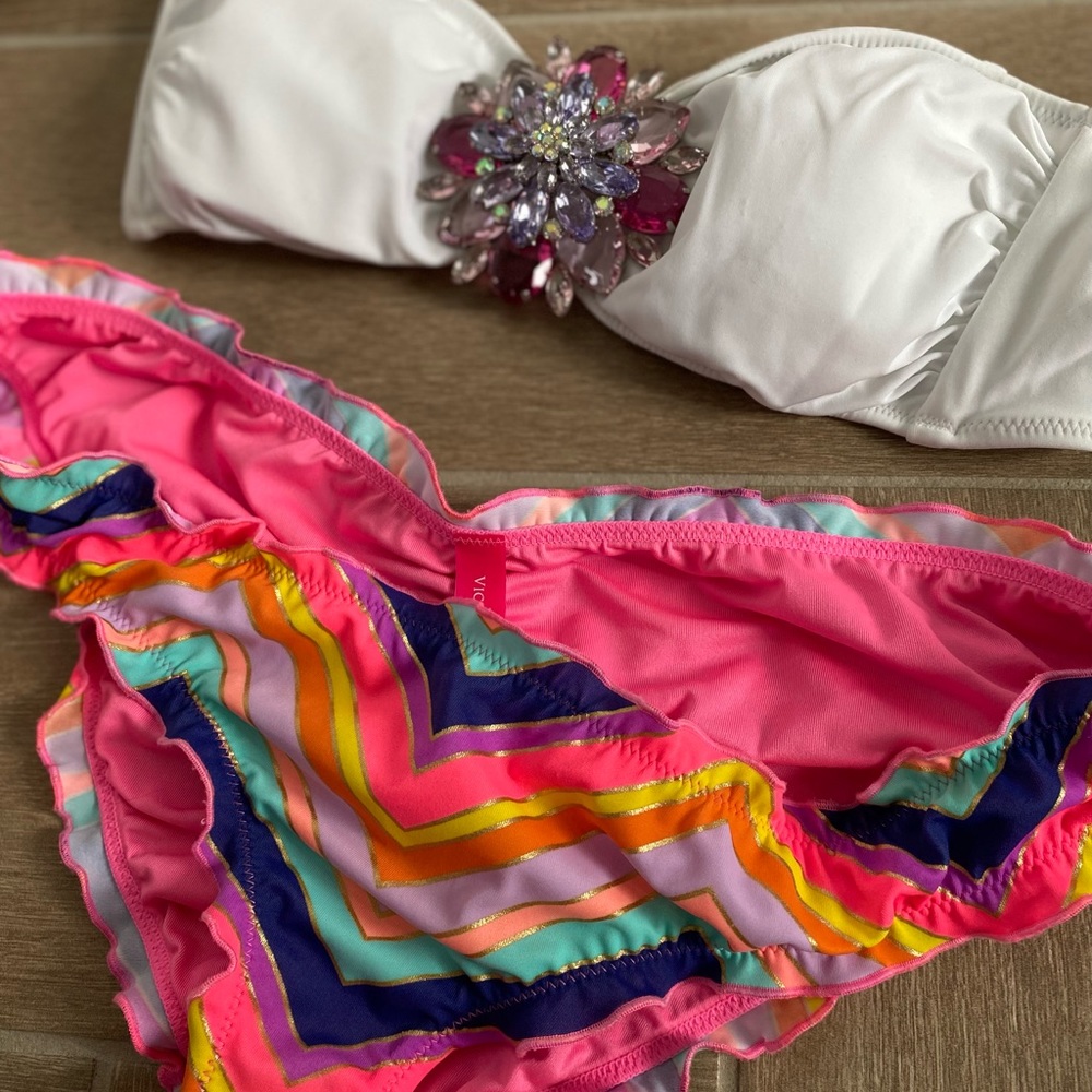Victoria’s Secret Swim bling jewel bikini set - Picture 3 of 10